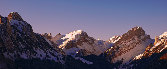 Sonnenaufgang Schweiz Berge