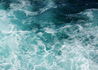 Obraz na płótnie Canvas Aerial view to ocean waves.