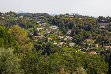 Fototapeta na wymiar Beautiful view of houses in the mountains in the south of France