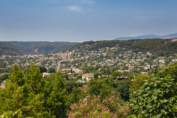 Fototapeta premium Beautiful view of houses in the mountains in the south of France