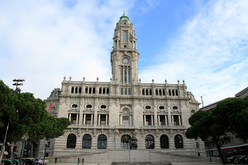 Fototapeta na wymiar mairie de la ville de Porto au Portugal