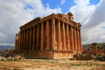 Obraz premium The ancient city of Baalbek in Lebanon