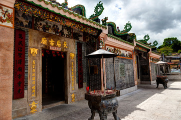 Tin Hau Temple in Sai Kung was built between 1910-1920 and designated as a historic building by the Hong Kong government.