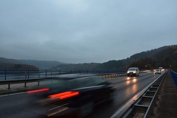 Befahrene Brücke 