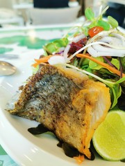 fish with vegetables