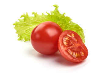 Salad leaf. Lettuce with cherry tomatoes, isolated on white background