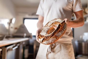 Brot backen in der Backstube