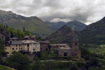 Pueblo de Vllanoba en la provincia de Huesca. Pirineos españoles