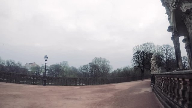 Zeitraffer Gang durch den Dresdener Zwinger