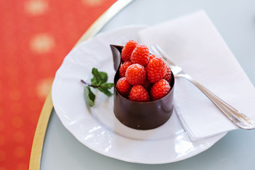strawberries with cream