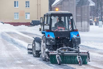 Working snow cleaner.