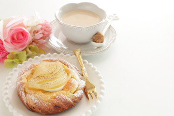 Marinated pear and custard pastry for gourmet dessert