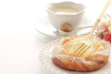 Marinated pear and custard pastry for gourmet dessert