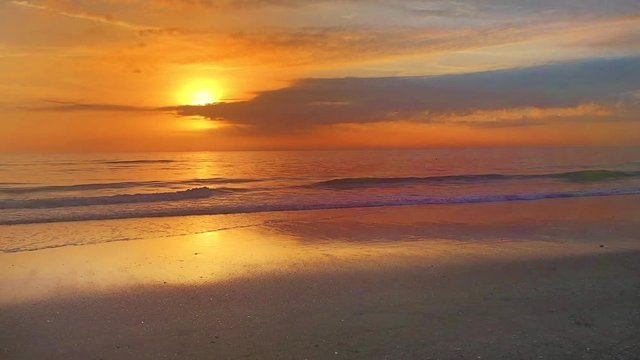Love Sunset Beach Waves 
