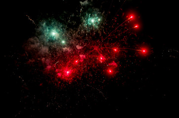 Fuegos artificiales de una noche ecuatoriana