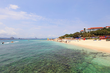 Obraz premium Tourists on the beach Wuzhizhou Island, Sanya City, Hainan Province, China
