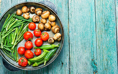 Grilled vegetables in pan