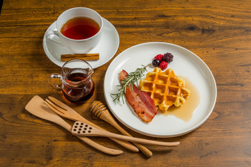 ワッフル Waffles of Dutch, French and Belgian foods