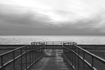 Fototapeta premium Pier on the bay black and white