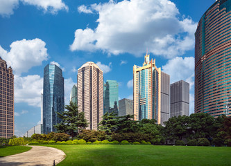 Obraz premium Park and garden in shanghai city