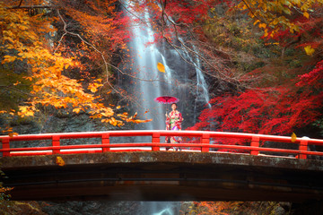 the red bridge in minoh waterfall