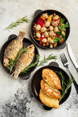 different dishes of the lean menu with cream soup and salad vinaigrette