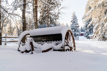 outil sous la neige