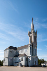 Die Église Sainte-Marie Kirche ist die größte und mit 56m die höchste Holzkirche in Nordamerika, Church Point, Nova Scotia, Kanada