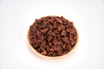 Walnut is a kind of nut food, it is very nutritious. It can also be used as medicine after grinding in Asia