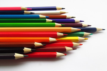 Color pencils arrow pointer