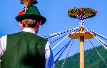 bavarian dancers