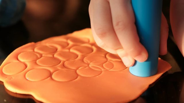 preliminary pre school activity clay games for little childs to learn shapes in geometry