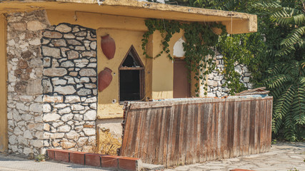 Naklejka premium very old abandoned bar ruin