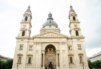 Fototapeta na wymiar Budapest Basilica of St. Stephens - Basílica St. Stephens de Budapest