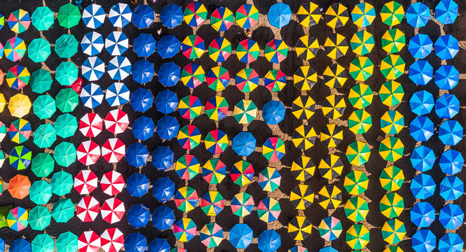 Umbrellas at the beach pattern