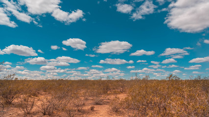 Llanura llena de nubes