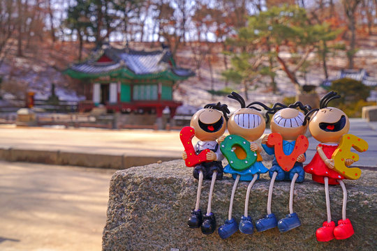Love dolls at Changdeokgung palace