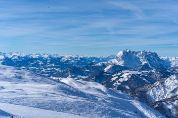 Fototapeta na wymiar beautiful panoramic view over the Austrian Alps t, blue sky with some clouds