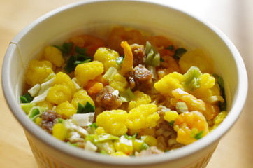 カップラーメン