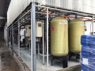 Water treatment plant reverse osmosis system for water drinking