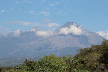 Fototapeta premium clouds over mountains