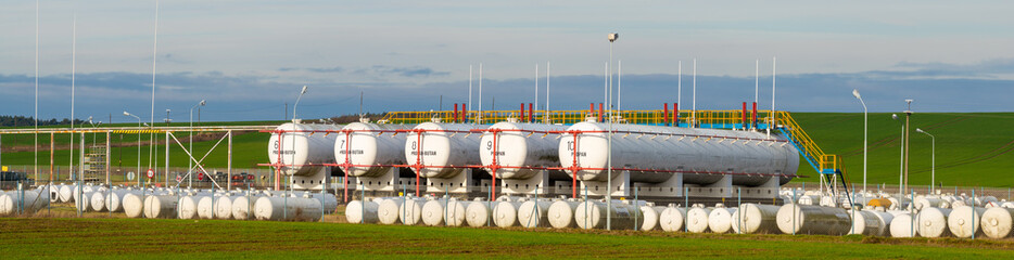 propane-butane liquid gas tanks
