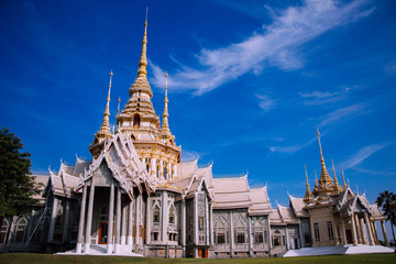 Naklejka premium wat luang phor toh