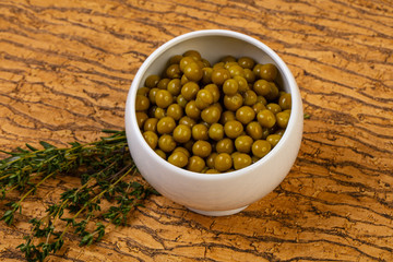 Marinated green peas