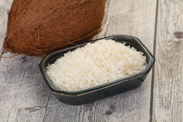 Coconut shredded chip with nut