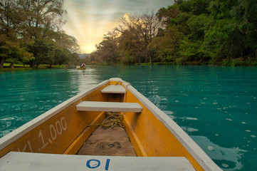 yellow boat point of view (EL SALTO-EL MECO) san luis potosi México, hermosa cascada Turquoise...