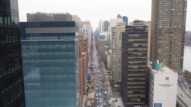 View from tramway between manhattan and roosevelt island, New York City