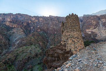 Fototapeta na wymiar an old tower in the northern highlands of Oman