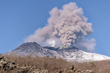 Etna eruzione