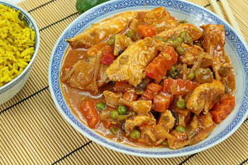 poulet et légumes sauce aigre-douce